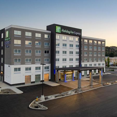 Holiday Inn Express & Suites Kelowna - East By Ihg Экстерьер фото