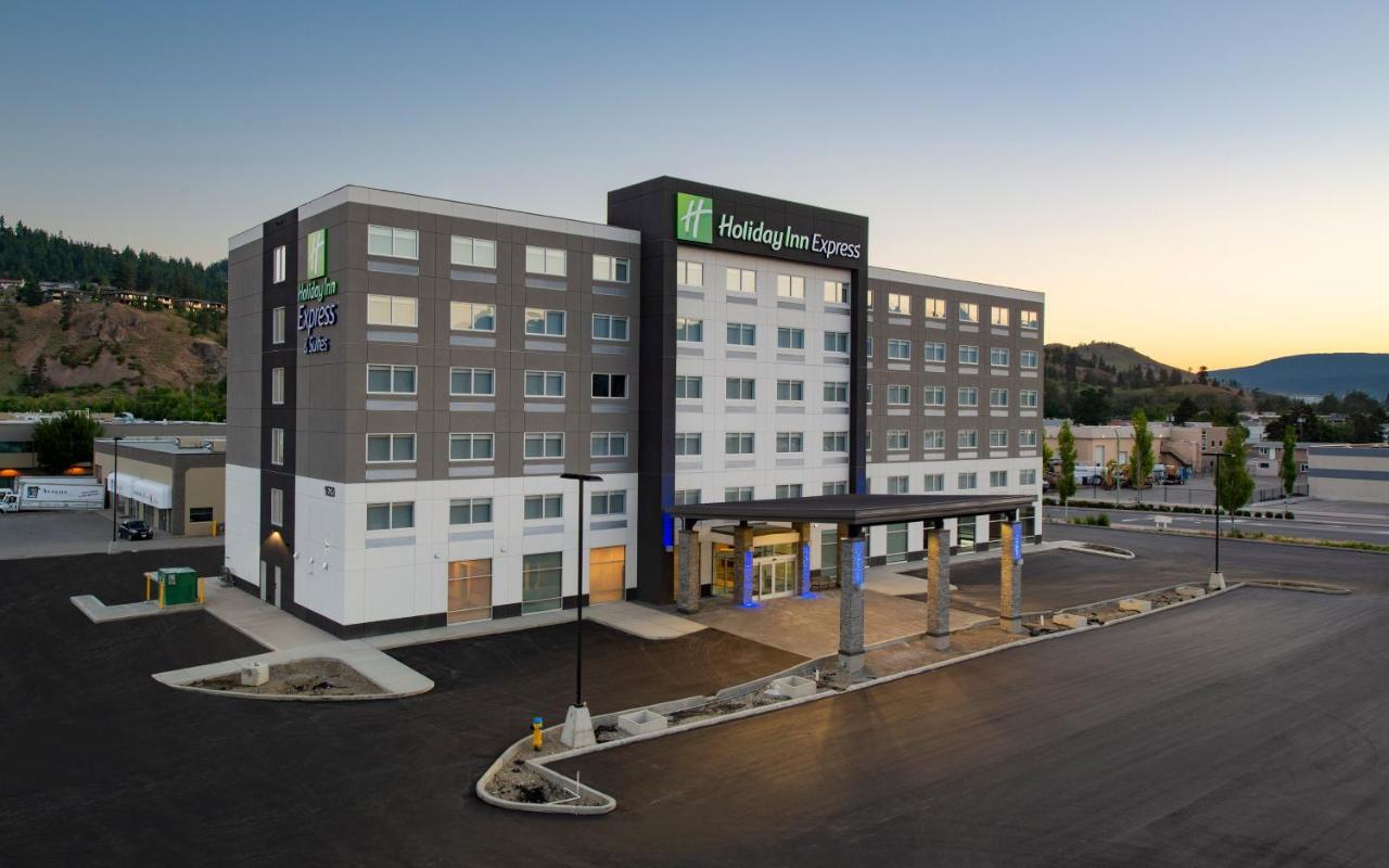 Holiday Inn Express & Suites Kelowna - East By Ihg Экстерьер фото